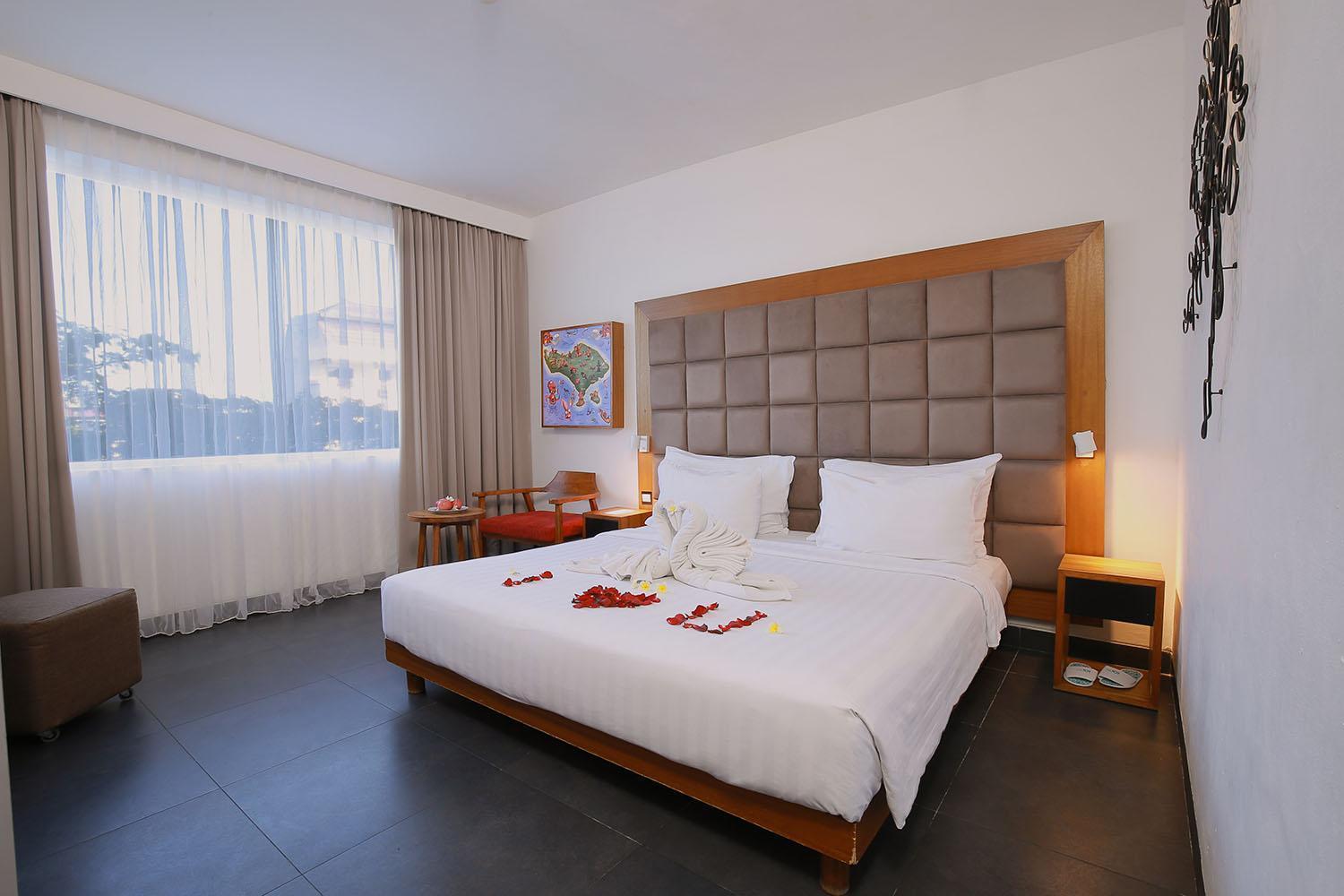 The 1O1 Bali Fontana Seminyak Hotel Legian  Exterior photo