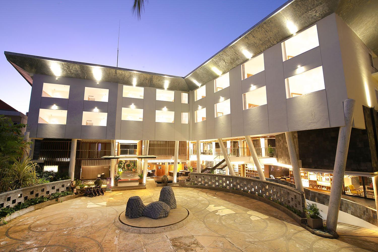 The 1O1 Bali Fontana Seminyak Hotel Legian  Exterior photo